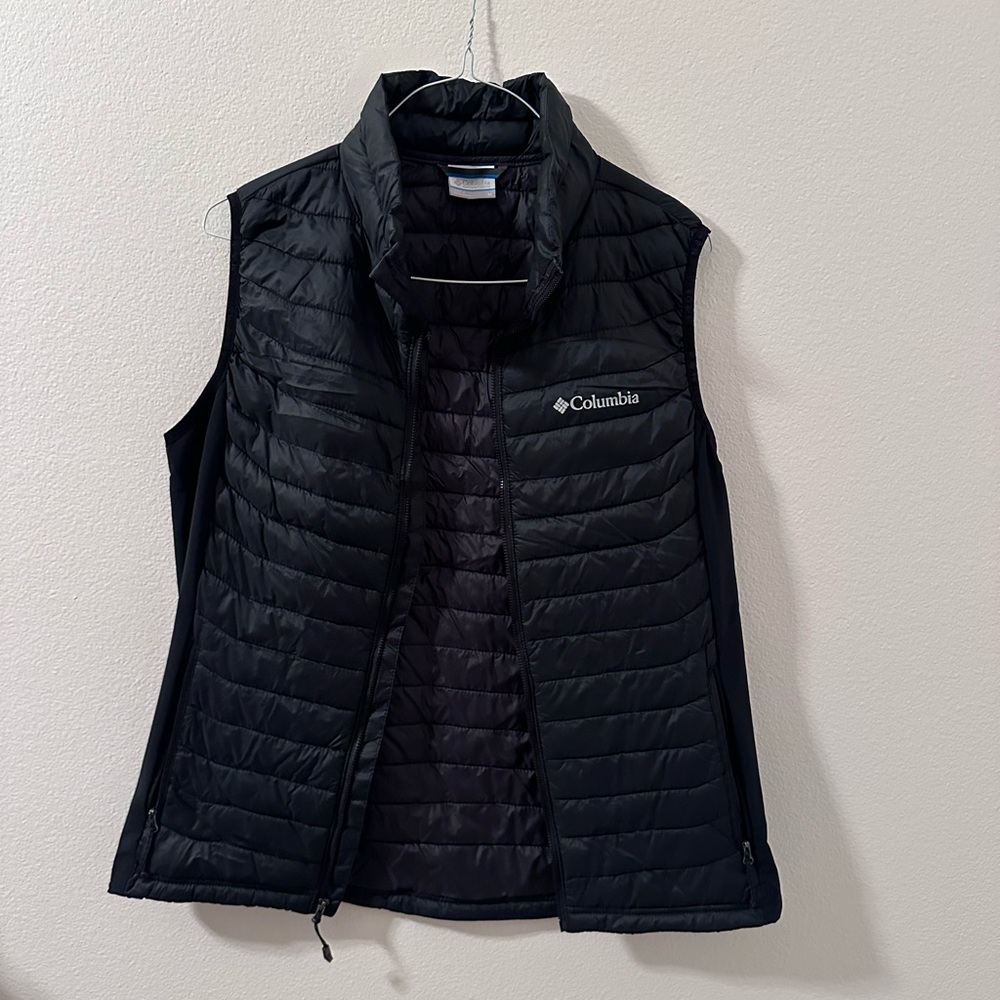 Columbia Black Puffer Vest